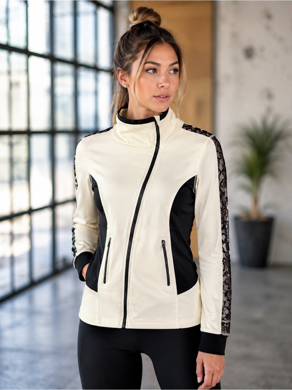Sweatshirt in Ivory & Black Sz M Athletic Wear With Lace Zip Front Sexy Look
